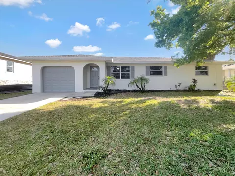 18765 Lake Worth Blvd, Port Charlotte, FL 33948