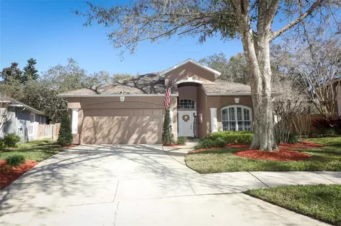 240 Hanging Moss Dr, Oviedo, FL 32765