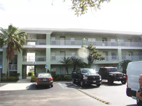 2160 Heron Lake Dr #305, Punta Gorda, FL 33983