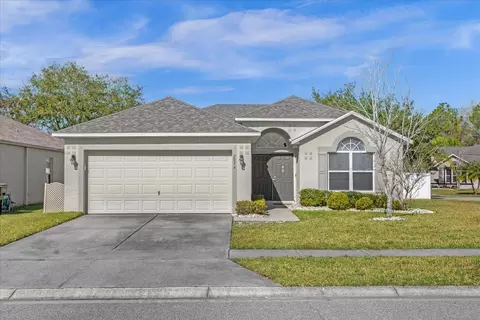 2074 Corner Meadow Cir, Orlando, FL 32820