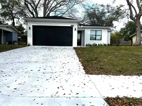 6425 Beggs Rd, Orlando, FL 32810