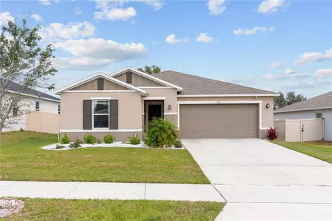435 Summer Grove Ln, Haines City, FL 33844