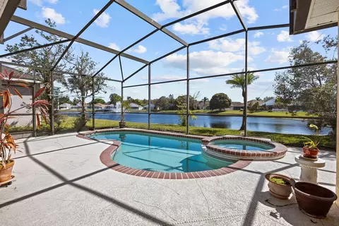 2734 Herons Landing Dr, Kissimmee, FL 34741