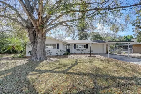 405 Hillcrest Dr, Winter Haven, FL 33884