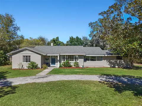 585 Old Mount Dora Rd, Eustis, FL 32726