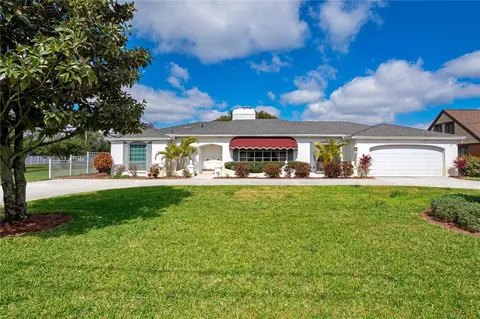 2925 Cullen Lake Shore Dr, Belle Isle, FL 32812