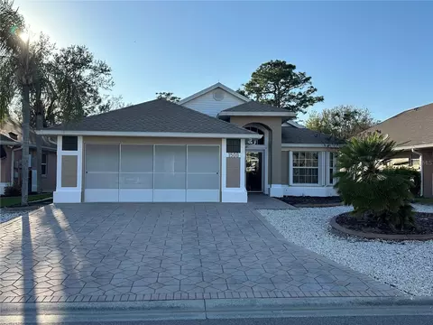 1508 Challenger Ave, Davenport, FL 33897