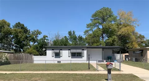 916 Chippendale St, Deltona, FL 32725