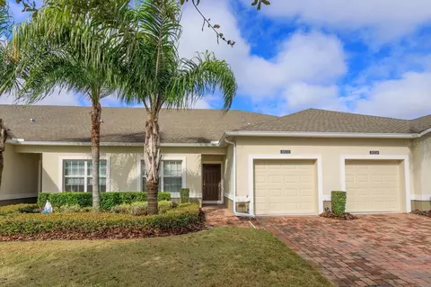 3825 Quaint Ln #E, Clermont, FL 34711