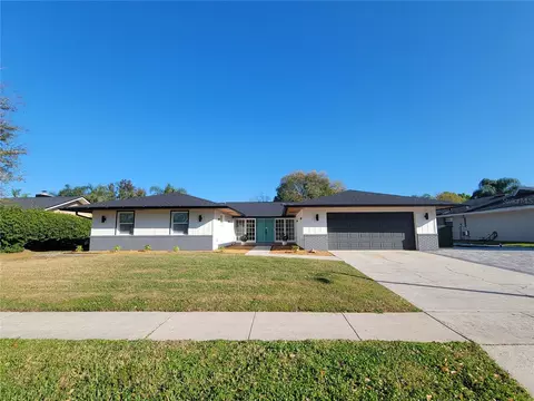 3335 Hollyhock Ct, Belle Isle, FL 32812