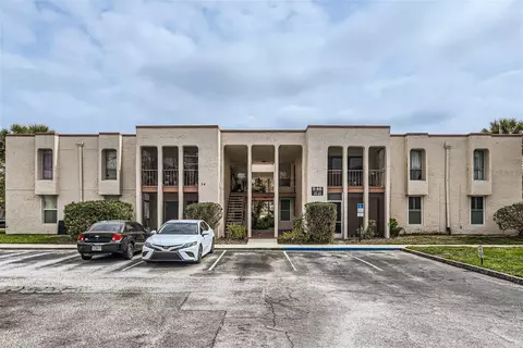 546 Orange Dr #13, Altamonte Springs, FL 32701