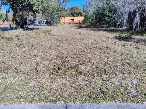 Hackett Street, Mount Dora, FL 32757