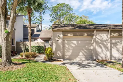902 Wintergreen Blvd, Fern Park, FL 32730