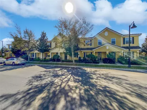 10114 Eagle Creek Center Blvd, Orlando, FL 32832