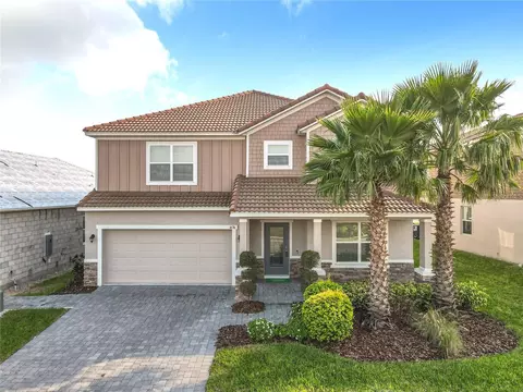 1636 Oak Blossom Dr, Davenport, FL 33837