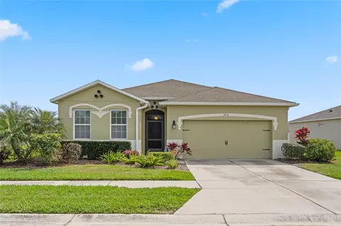 5816 Marsh Landing Dr, Winter Haven, FL 33881