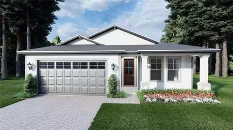 309 4th St, Geneva, FL 32732