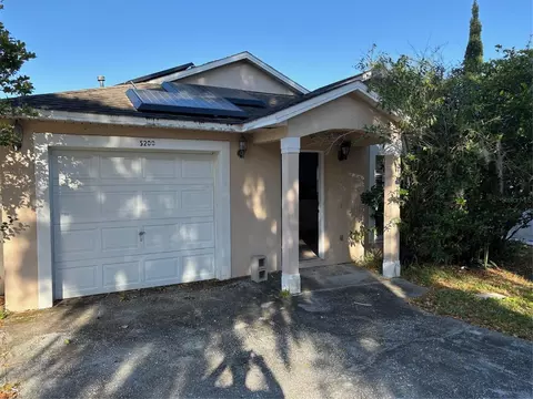 5200 Cona Reef Ct, Orlando, FL 32810