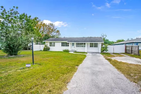 303 Linden Dr, Ellenton, FL 34222