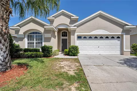 8126 Sun Palm Dr, Kissimmee, FL 34747