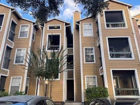 4301 Lizshire Ln #111, Orlando, FL 32822