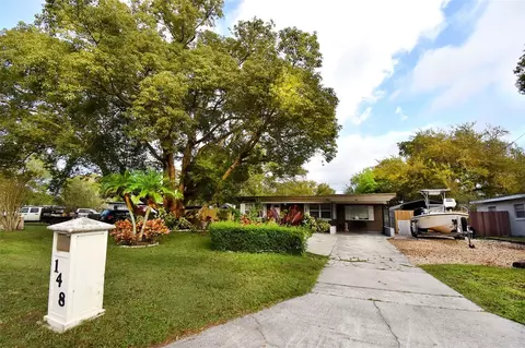 148 Country Club Dr, Sanford, FL 32771