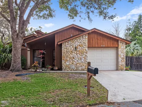 902 Cypresswood Ct, Winter Springs, FL 32708