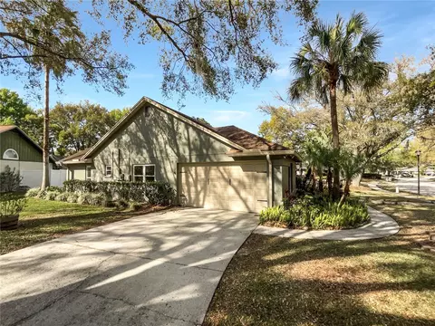5206 Ives Ct, Tampa, FL 33647