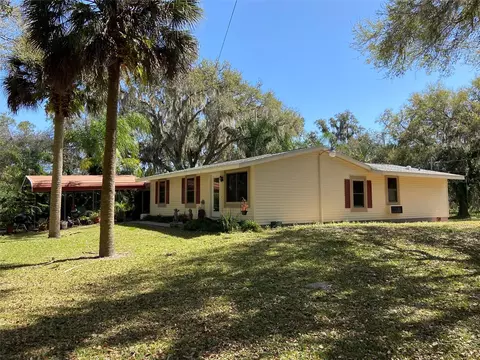 2355 E Osceola Rd, Geneva, FL 32732