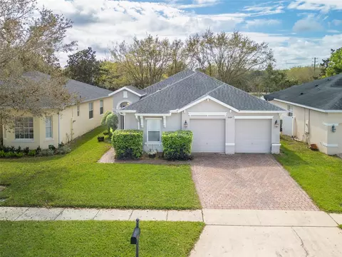 3408 Gerber Daisy Ln, Oviedo, FL 32766