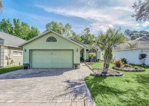 132 Pinewood Dr, Davenport, FL 33896