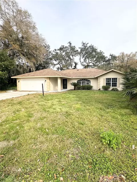 2921 Regent Dr, Deltona, FL 32738