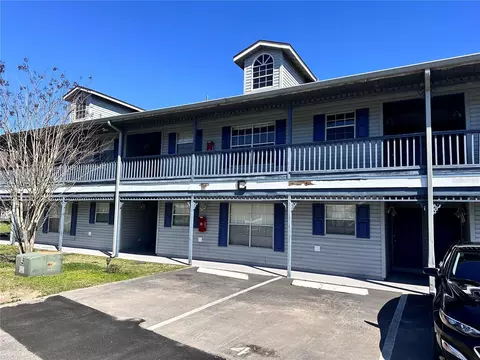 313 Dirksen Dr #C11, Debary, FL 32713
