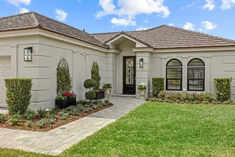 8949 Charleston Park, Orlando, FL 32819