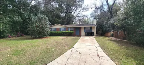 2331 Yorkshire Dr, Tallahassee, FL 32304
