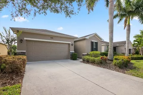 8314 Karpeal Dr, Sarasota, FL 34238