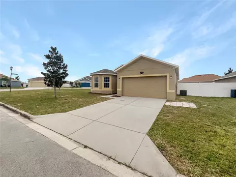 2042 Van Buren Loop, Auburndale, FL 33823