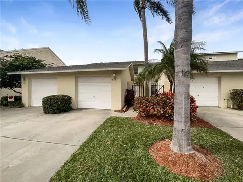 1050 Starkey Rd #802, Largo, FL 33771