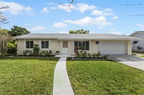 515 Seville Ave, Altamonte Springs, FL 32714