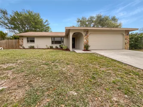 5412 Carmen Ave, Sarasota, FL 34235