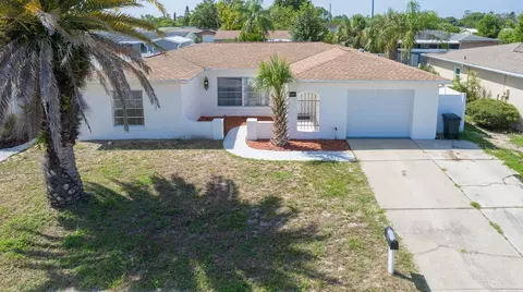 8124 Penwood Dr, Port Richey, FL 34668