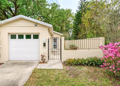 220 Oglethorpe Pl, Orlando, FL 32804