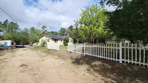 3710 SE 120th Ave, Morriston, FL 32668