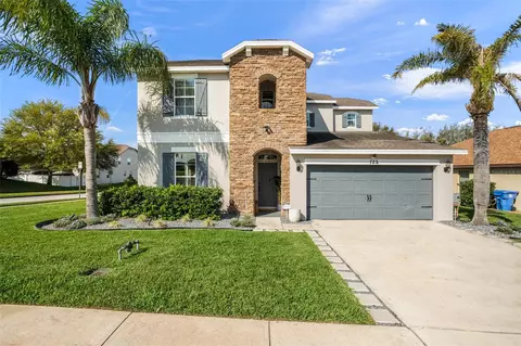 725 Woods Landing Dr, Minneola, FL 34715