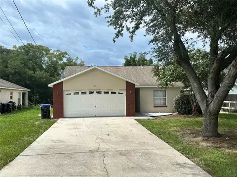 107 W 17th St, Apopka, FL 32703
