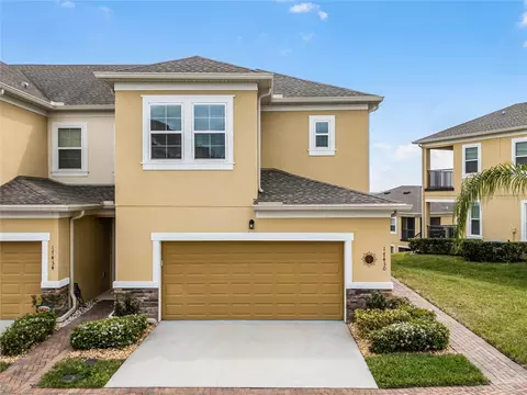 17430 Chateau Pine Way, Clermont, FL 34711