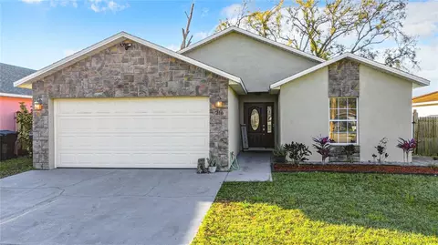 216 Pine St, Orlando, FL 32824