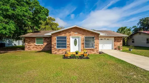 5243 Eagles Nest Rd, Fruitland Park, FL 34731