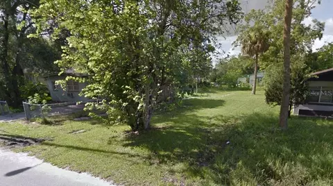 1405 W 14th St, Sanford, FL 32771