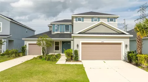 2990 Crest Wave Dr, Clermont, FL 34711